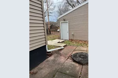 308 S Howard Street, Gary, IN 46403 - Photo 5