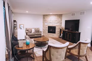 4259 W 77th Pl, Merrillville, IN 46410 - Photo 3