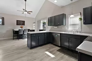 2131 Pepperbush Ave, Chesterton, IN 46304 - Photo 7