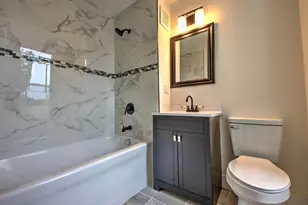 1005 Harrison St, La Porte, IN 46350 - Photo 21