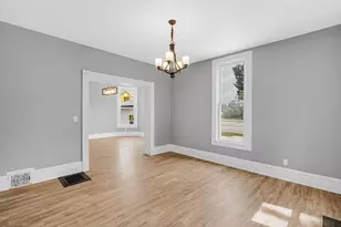 1005 Harrison St, La Porte, IN 46350 - Photo 7