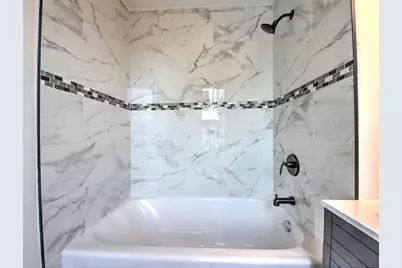 1005 Harrison Street, La Porte, IN 46350 - Photo 23