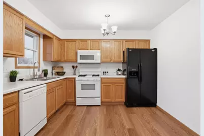 5633 Brookview Avenue, Portage, IN 46368 - Photo 7