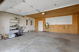 6468 N Bedford Bay Ct, Monon, IN 47959 - Photo 9