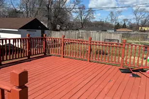 562 Dallas St, Gary, IN 46406 - Photo 13