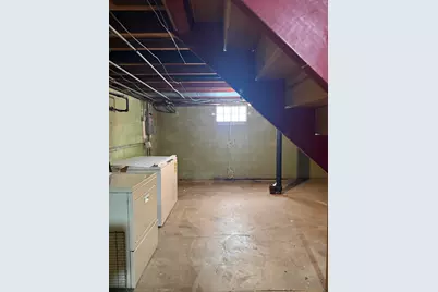 562 Dallas Street, Gary, IN 46406 - Photo 11