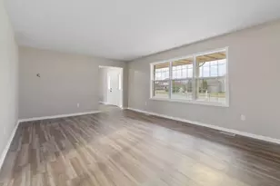 8501 Taney St, Merrillville, IN 46410 - Photo 21