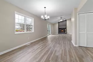 8501 Taney St, Merrillville, IN 46410 - Photo 7