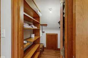 301 Washington St, Valparaiso, IN 46383 - Photo 41