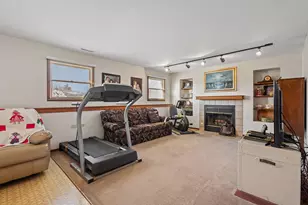 5680 Kingman Ave, Portage, IN 46368 - Photo 19