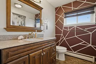 5335 Buchanan St, Merrillville, IN 46410 - Photo 17