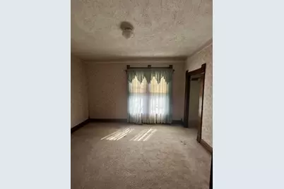 708 S Main Street, Kouts, IN 46347 - Photo 7