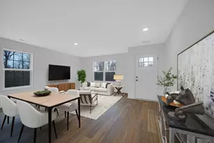 751 Kinsey St, Valparaiso, IN 46385 - Photo 3