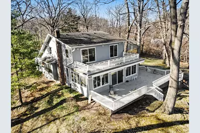 639 N 70 E, Valparaiso, IN 46383 - Photo 3