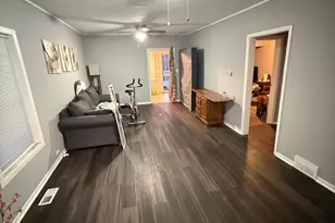 1347 Sherman St, Hammond, IN 46320 - Photo 5