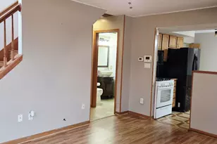 6837 Swan Ln, Schererville, IN 46375 - Photo 7