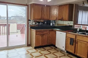 6837 Swan Ln, Schererville, IN 46375 - Photo 9