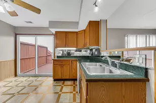 6837 Swan Ln, Schererville, IN 46375 - Photo 11