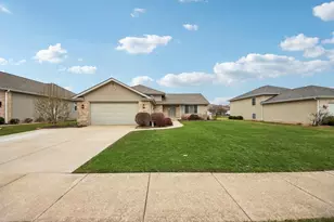 9396 Calumet St, Dyer, IN 46311 - Photo 3