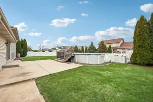 9396 Calumet St, Dyer, IN 46311 - Photo 39