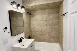 6409 Kentucky Ave, Hammond, IN 46323 - Photo 9