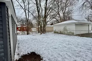 6409 Kentucky Ave, Hammond, IN 46323 - Photo 15