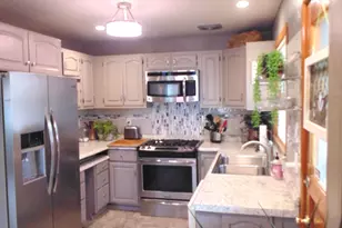 6801 Forest Ave, Gary, IN 46403 - Photo 11