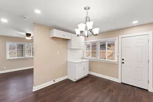 4310 W 22nd Pl, Gary, IN 46404 - Photo 7