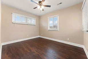 4310 W 22nd Pl, Gary, IN 46404 - Photo 13