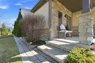 10707 Walnut Dr, Saint John, IN 46373 - Photo 3