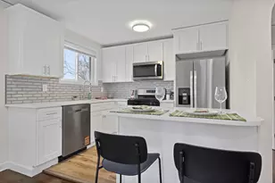 405 Institute St, Valparaiso, IN 46383 - Photo 3