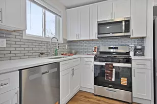 405 Institute St, Valparaiso, IN 46383 - Photo 5