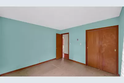 1244 E 1000 N, La Porte, IN 46350 - Photo 9