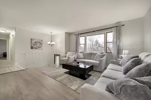 9707 Harrison St, Crown Point, IN 46307 - Photo 3