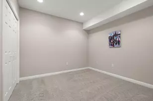 8331 Doubletree Dr N, Crown Point, IN 46307 - Photo 37