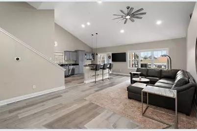 8331 Doubletree Drive N, Crown Point, IN 46307 - Photo 9