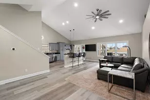 8331 Doubletree Dr N, Crown Point, IN 46307 - Photo 9