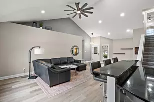 8331 Doubletree Dr N, Crown Point, IN 46307 - Photo 11