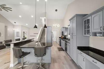 8331 Doubletree Drive N, Crown Point, IN 46307 - Photo 13