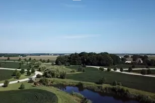 746 E Eagle Flight Ln., La Porte, IN 46350 - Photo 9