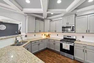 9187 Michigan Dr, Crown Point, IN 46307 - Photo 7