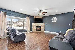 9187 Michigan Dr, Crown Point, IN 46307 - Photo 13