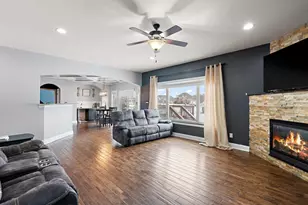 9187 Michigan Dr, Crown Point, IN 46307 - Photo 15