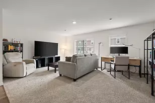 8737 Clover Ln, Saint John, IN 46373 - Photo 11