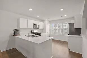 8737 Clover Ln, Saint John, IN 46373 - Photo 5