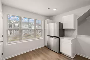 8737 Clover Ln, Saint John, IN 46373 - Photo 7