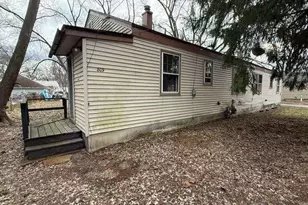 809 Kingsporte Ave, La Porte, IN 46350 - Photo 3