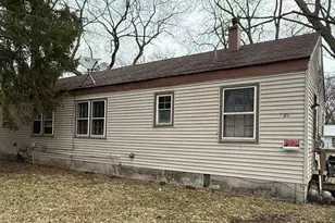 809 Kingsporte Ave, La Porte, IN 46350 - Photo 1