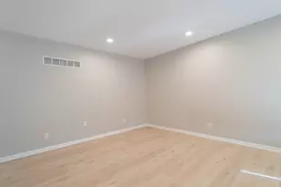 840 Appletree Dr, Schererville, IN 46375 - Photo 3