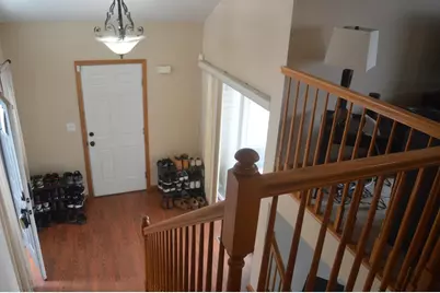 7208 Bracken Pkwy, Hobart, IN 46342 - Photo 3